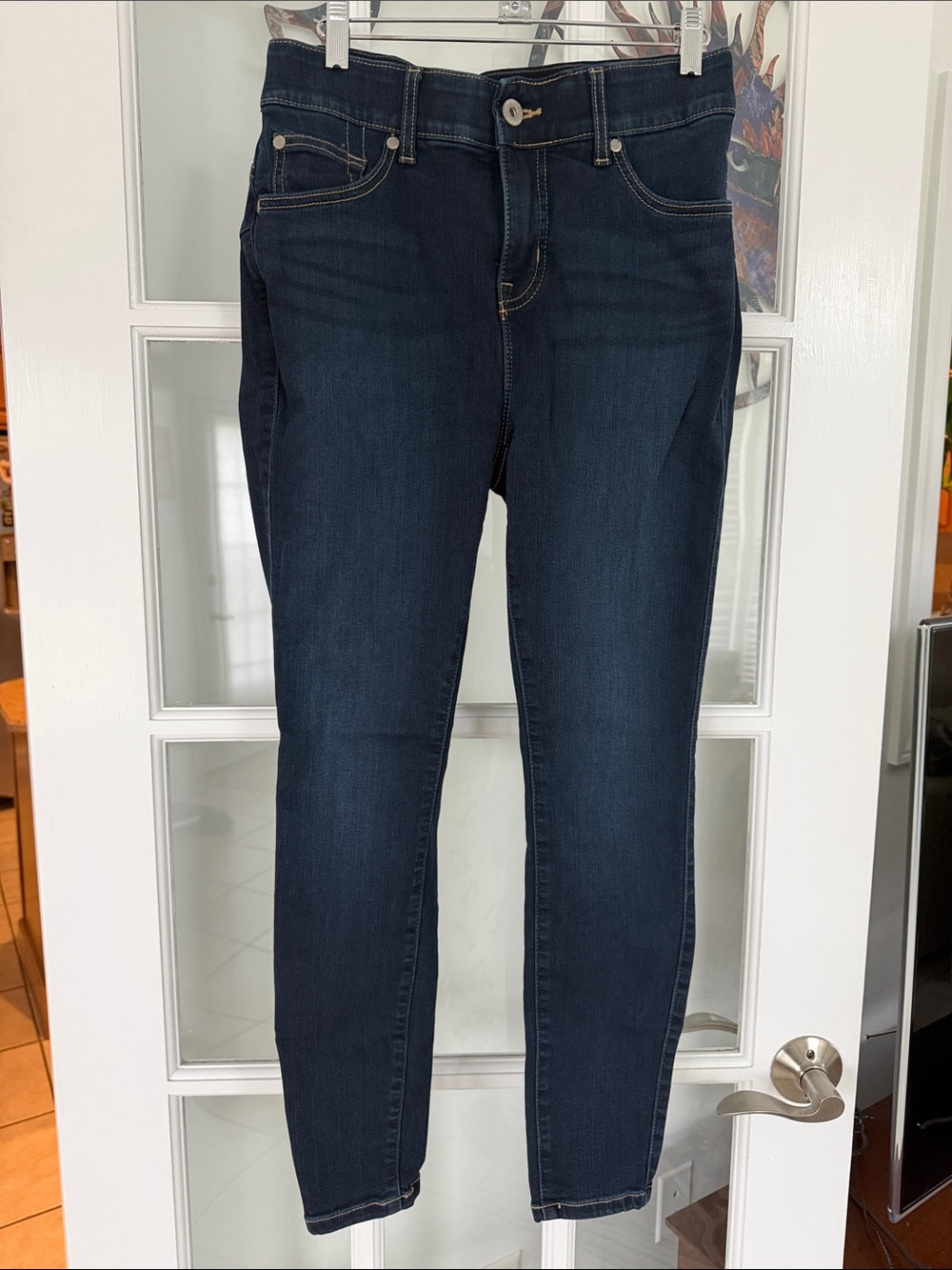 Torrid size 12S dark wash Bombshell Skinny jeans, EUC